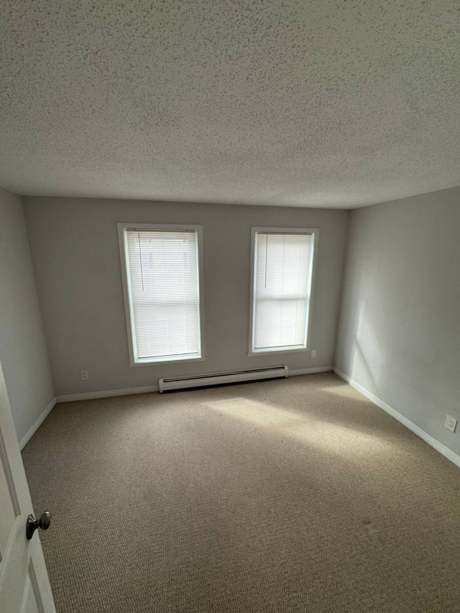 Townhouse for rent at 16 Kimberly Dr, Merrimack, NH 03054