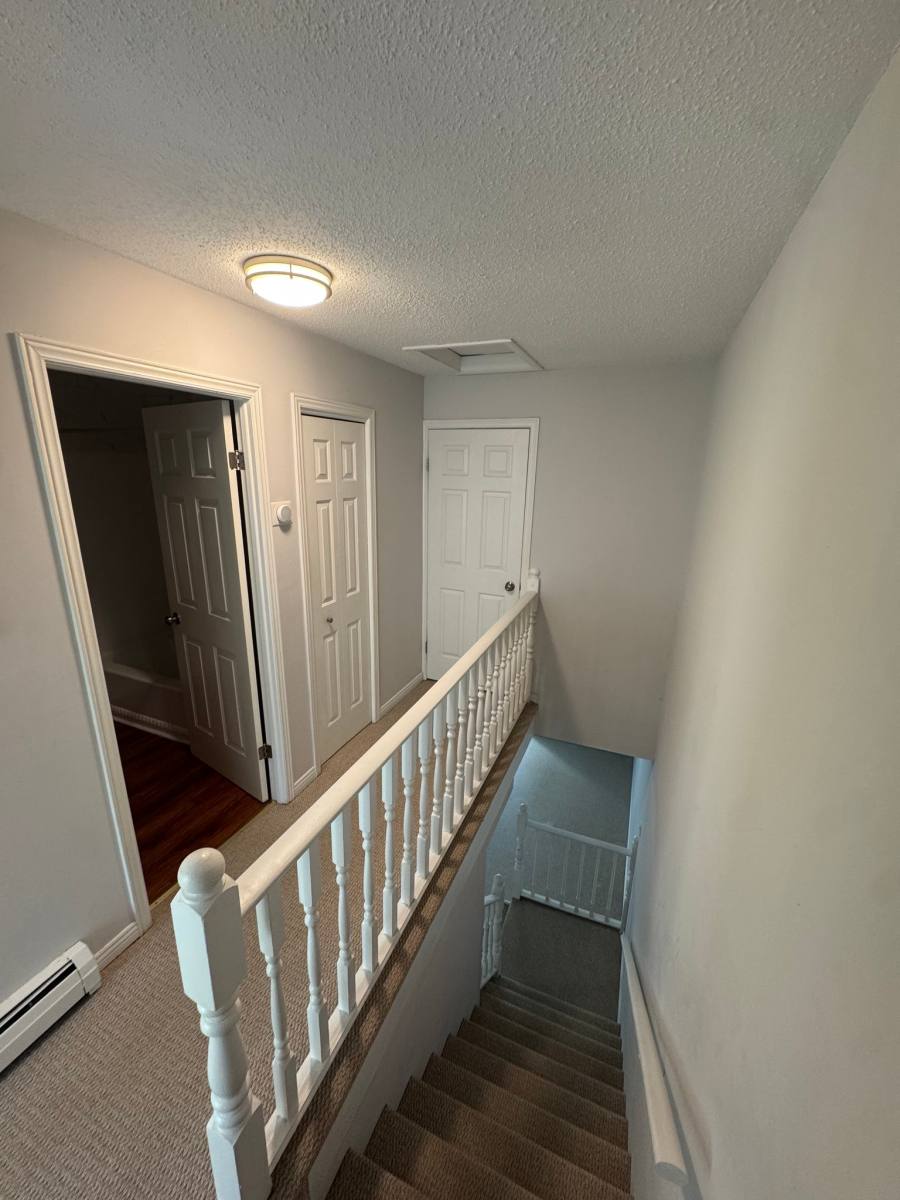 Townhouse for rent at 16 Kimberly Dr, Merrimack, NH 03054
