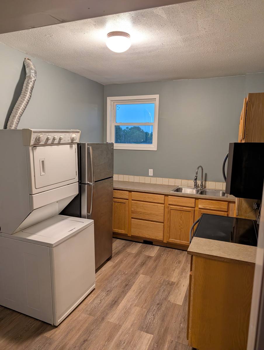 Apartment for rent at 147 S Broadway #3, Wells, MN 56097