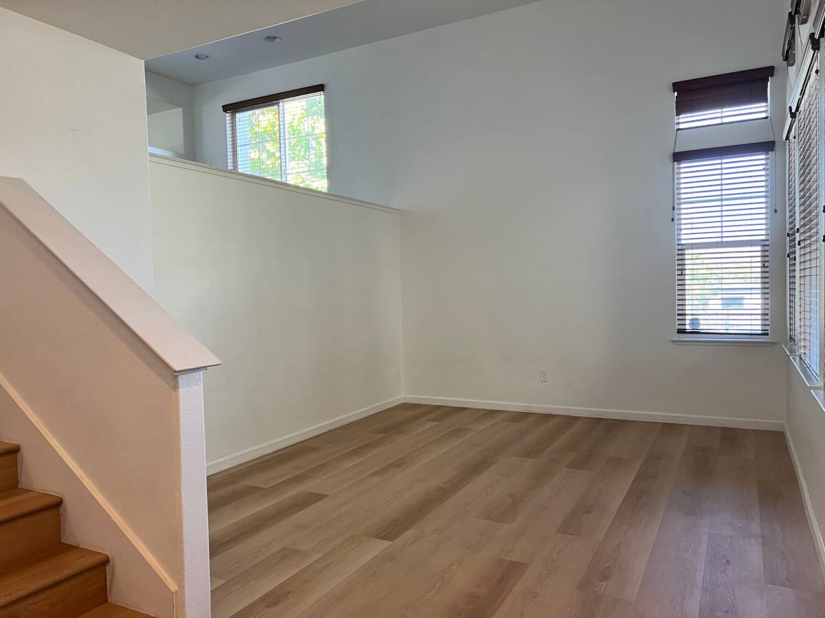 Townhouse for rent at 357 Destino Circle, San Jose, CA 95133