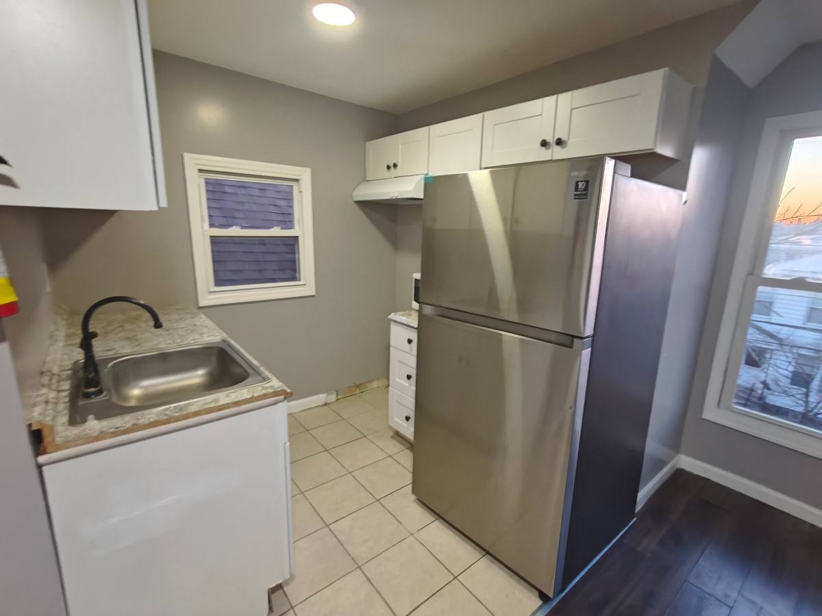 Apartment for rent at 748 S 16th St #3, Newark, NJ 07103