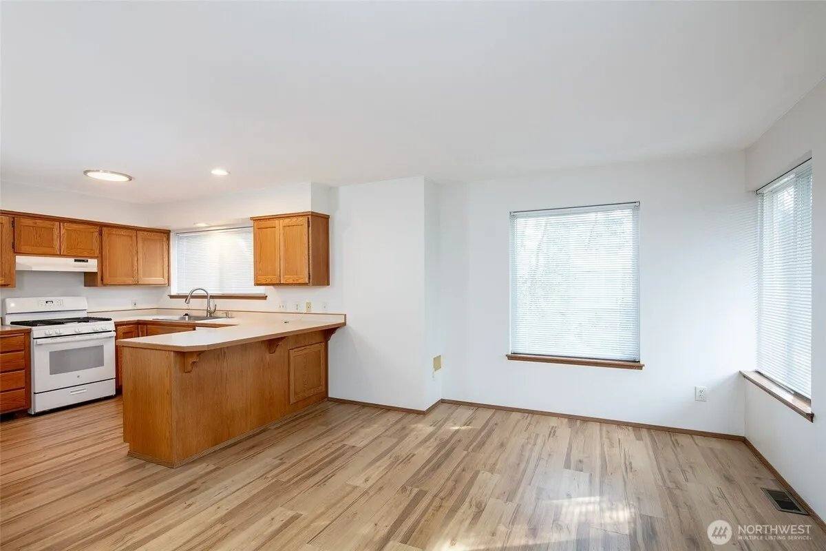 House for rent at 9741 Woodlawn Ave N, Seattle, WA 98103