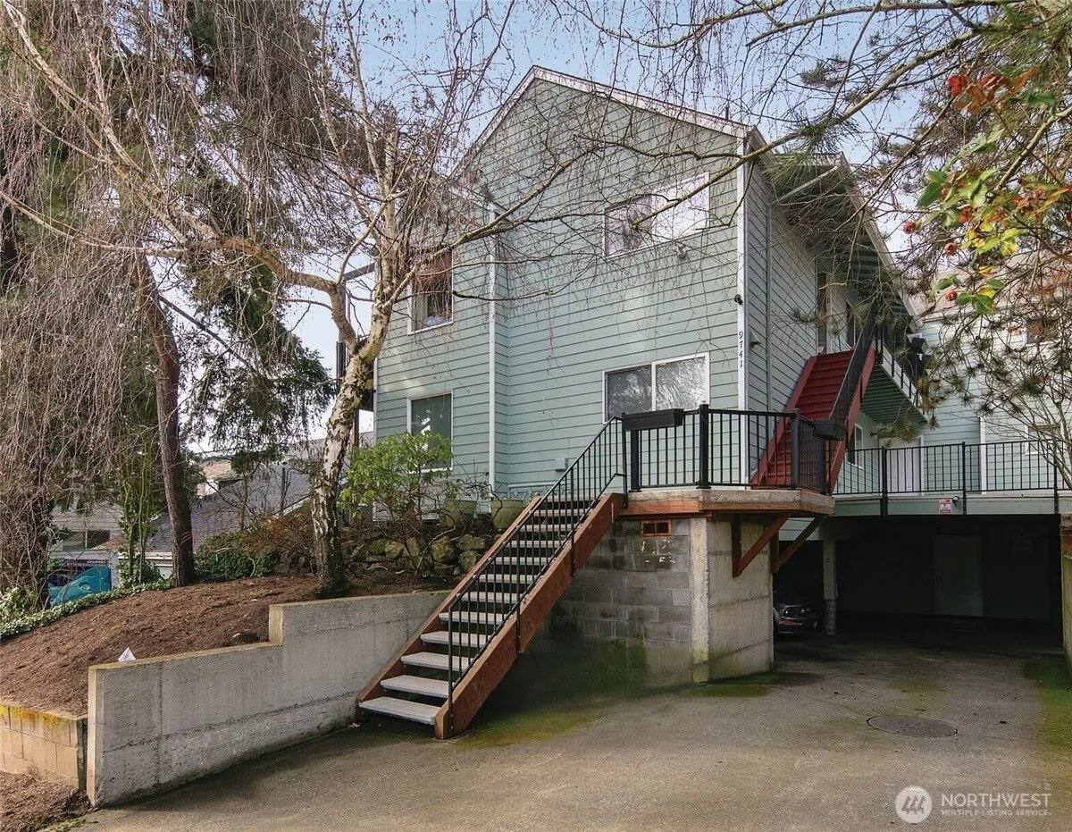 House for rent at 9741 Woodlawn Ave N, Seattle, WA 98103