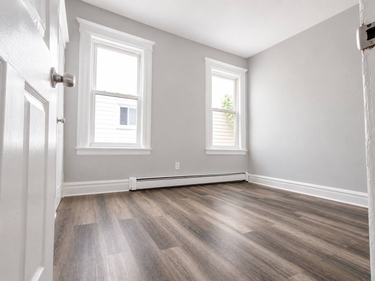 Apartment for rent at 175 Woodside Ave #2, Newark, NJ 07104