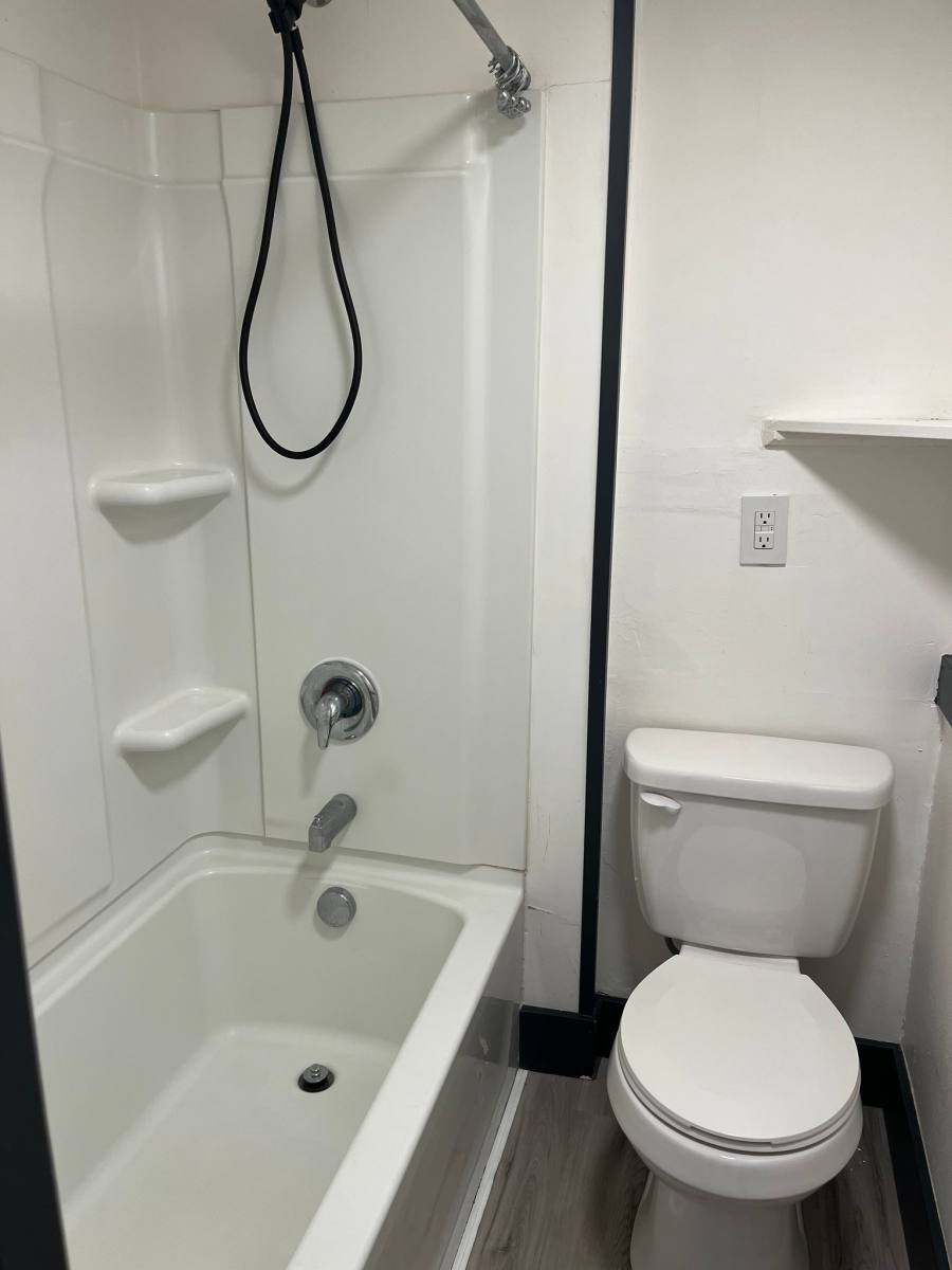 House for rent at 2201 1 2 S 2nd Ave, Yakima, WA 98903
