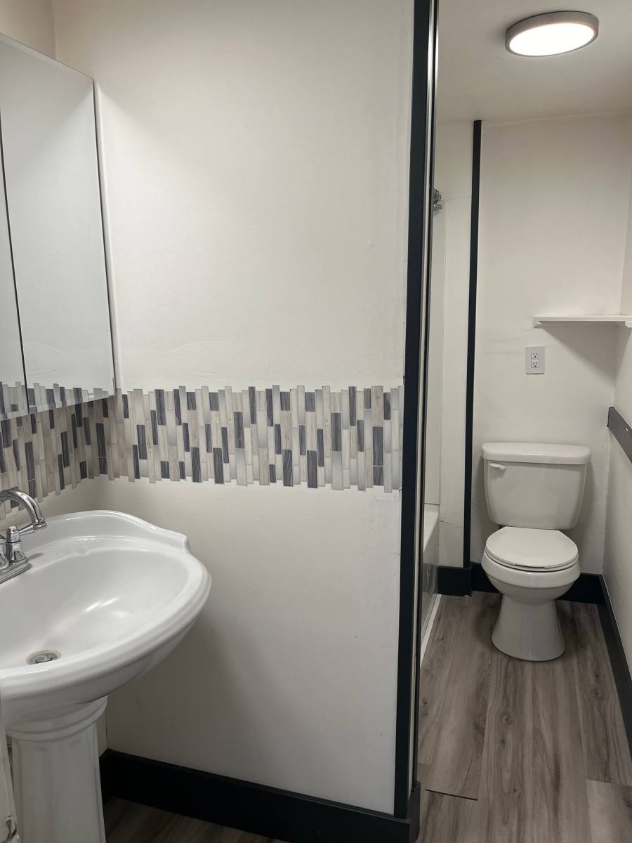 House for rent at 2201 1 2 S 2nd Ave, Yakima, WA 98903