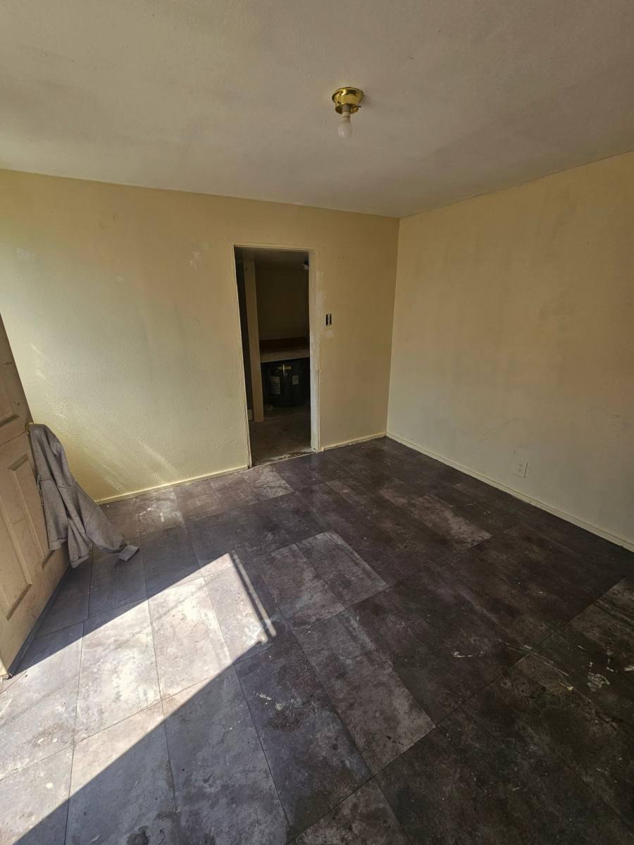 House for rent at 9726 Zamora Ave, Los Angeles, CA 90002
