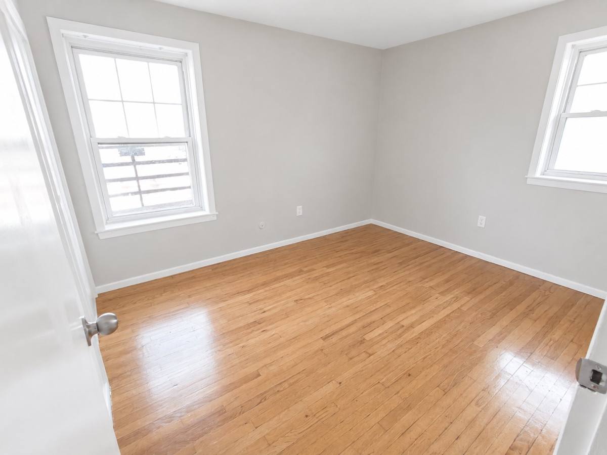 Apartment for rent at 92 Davenport Ave #10, Newark, NJ 07107