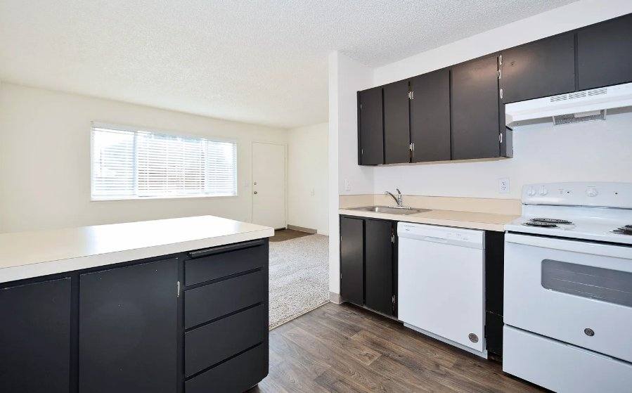 Apartment for rent at 3027 SE 20th Ave, Portland, OR 97202