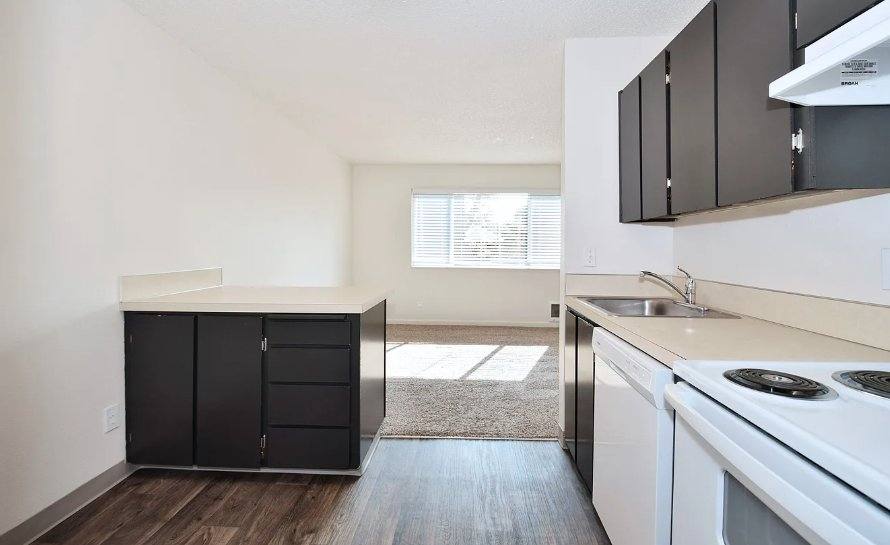 Apartment for rent at 3027 SE 20th Ave, Portland, OR 97202