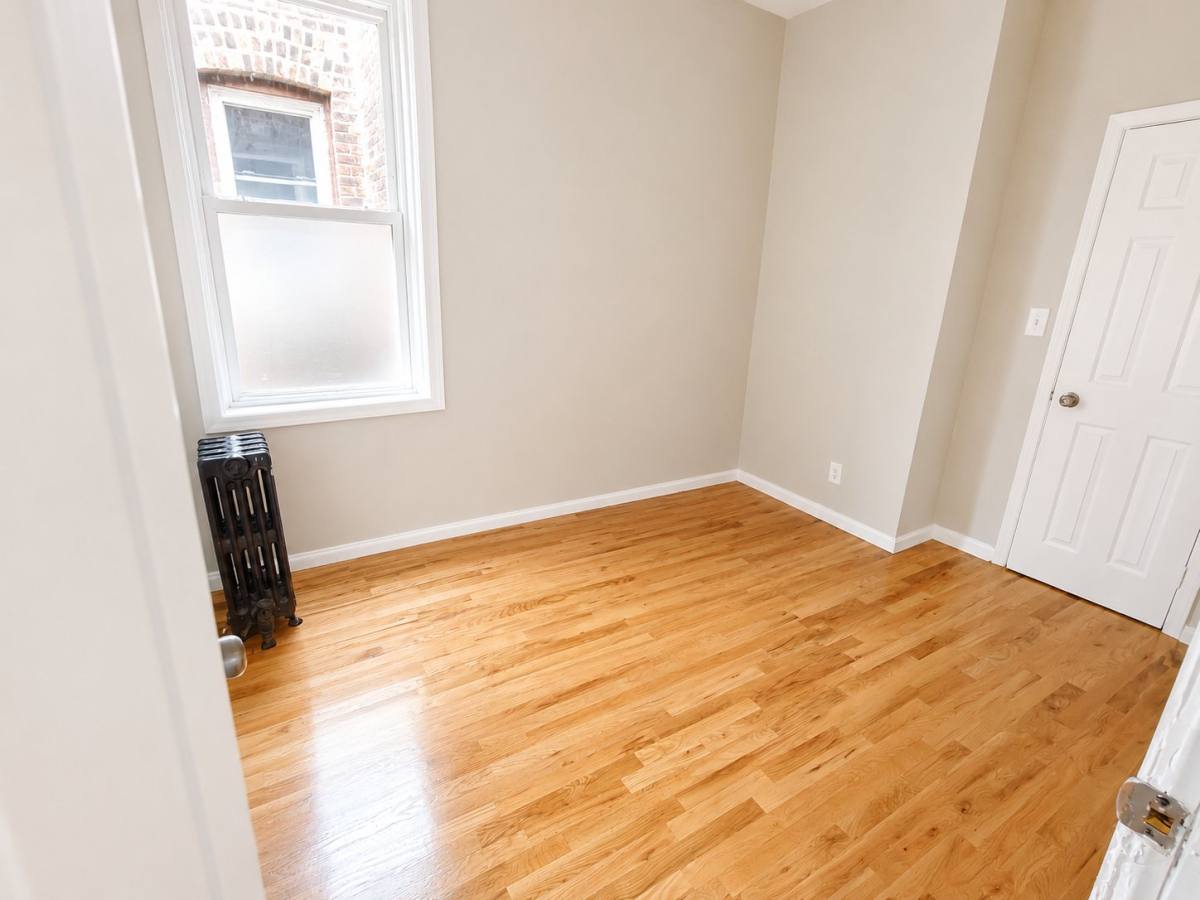 Apartment for rent at 76 N 9th St #14, Newark, NJ 07107