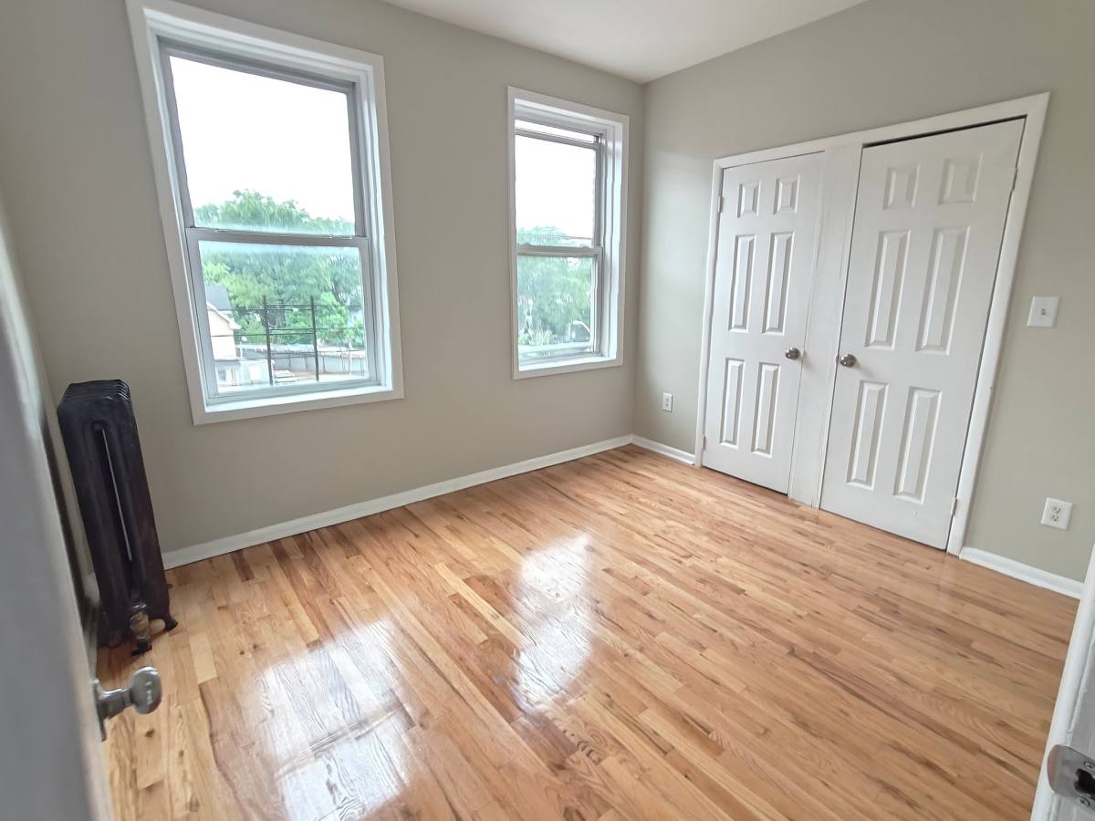 Apartment for rent at 76 N 9th St #14, Newark, NJ 07107
