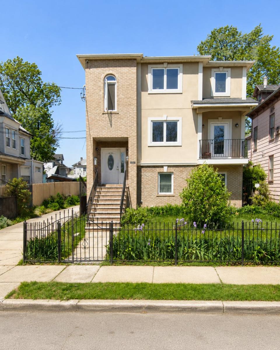 Apartment for rent at 204-206 N 7th St #B2, Newark, NJ 07107