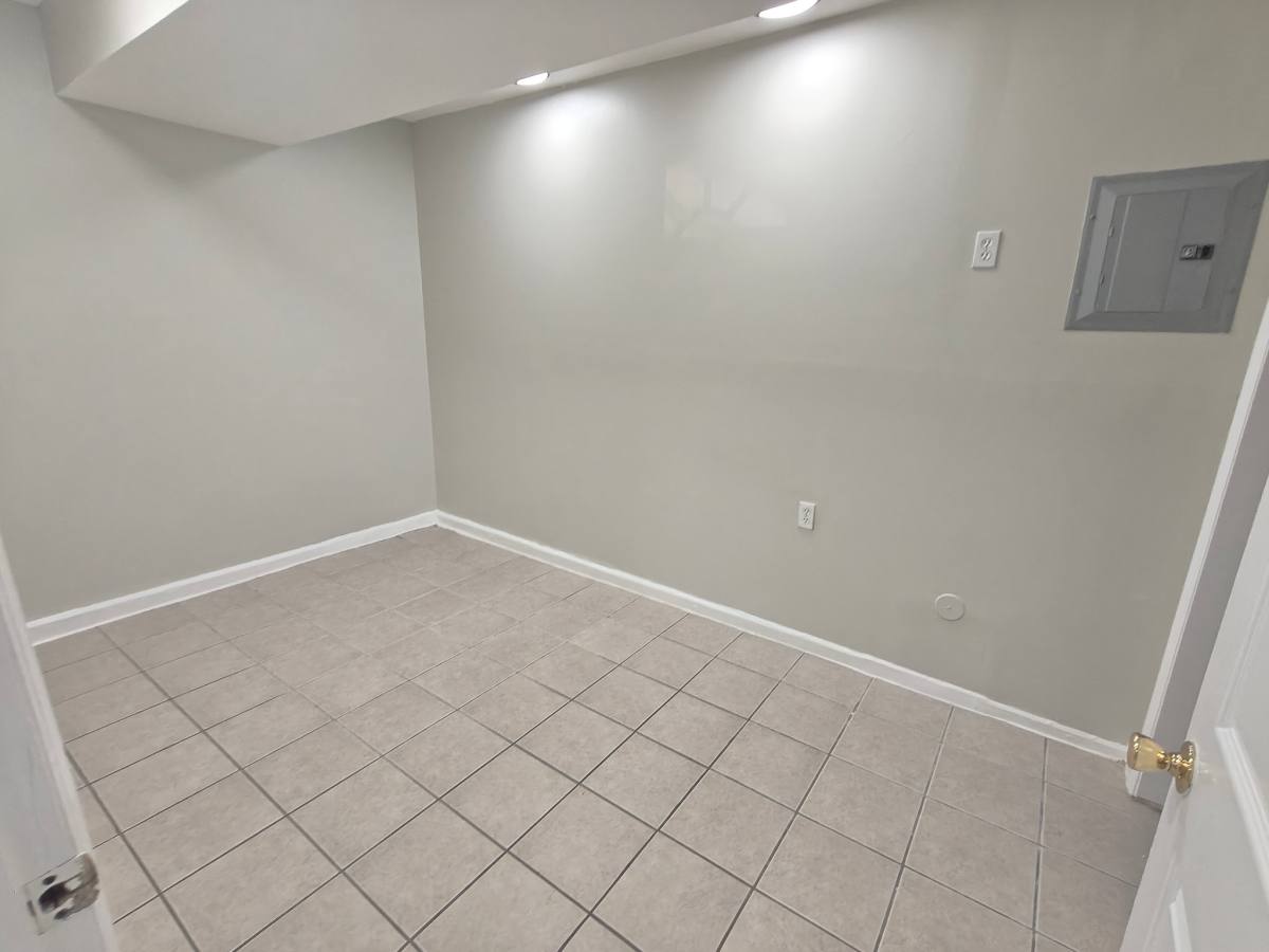 Apartment for rent at 204-206 N 7th St #B2, Newark, NJ 07107