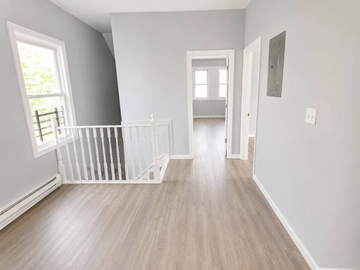 Apartment for rent at 835 S 17th St #3, Newark, NJ 07108
