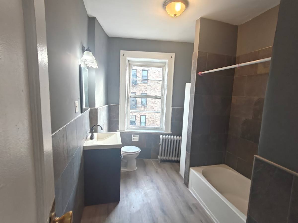 Apartment for rent at 653 Summer Ave #9, Newark, NJ 07104