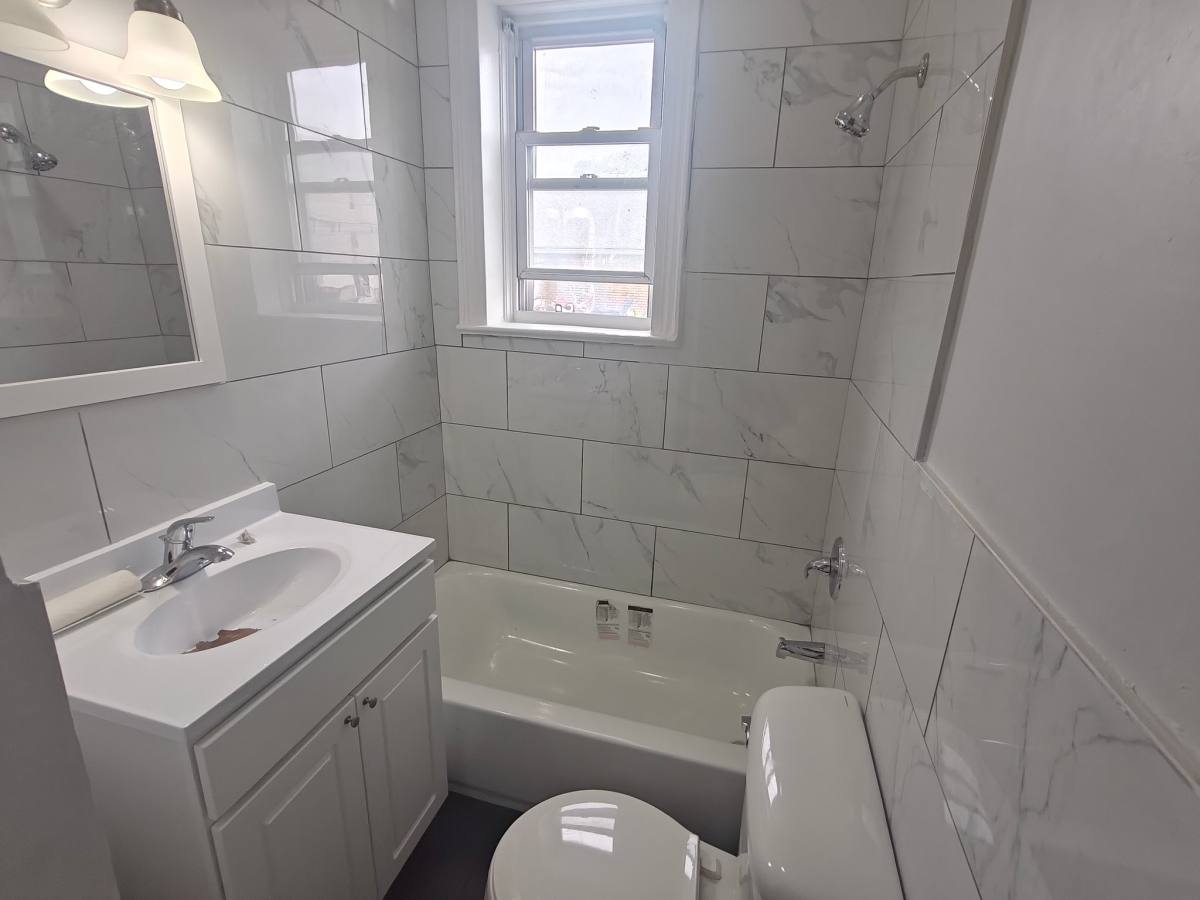 Apartment for rent at 684 Summer Ave #4, Newark, NJ 07104