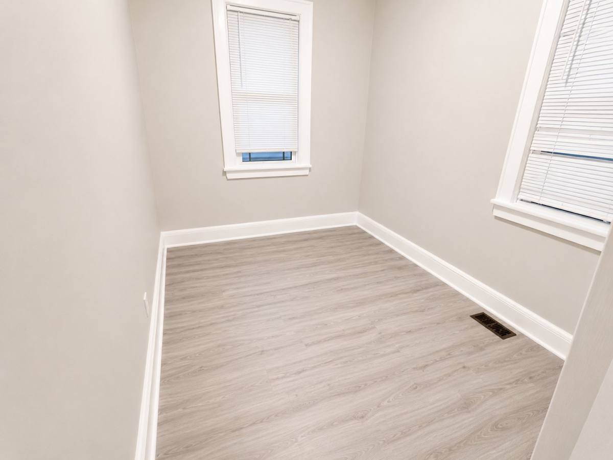 Apartment for rent at 35-37 Hanford St #1R, Newark, NJ 07114