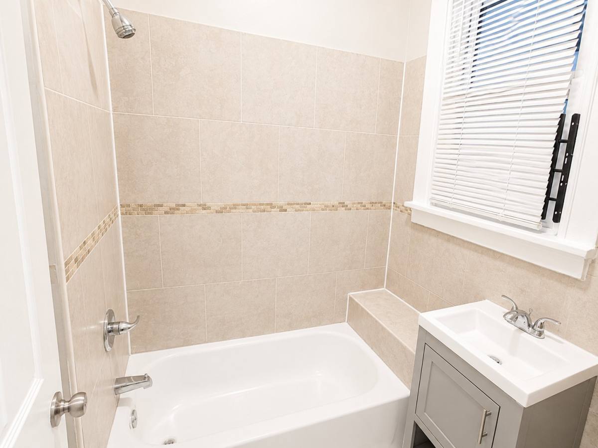 Apartment for rent at 35-37 Hanford St #1R, Newark, NJ 07114