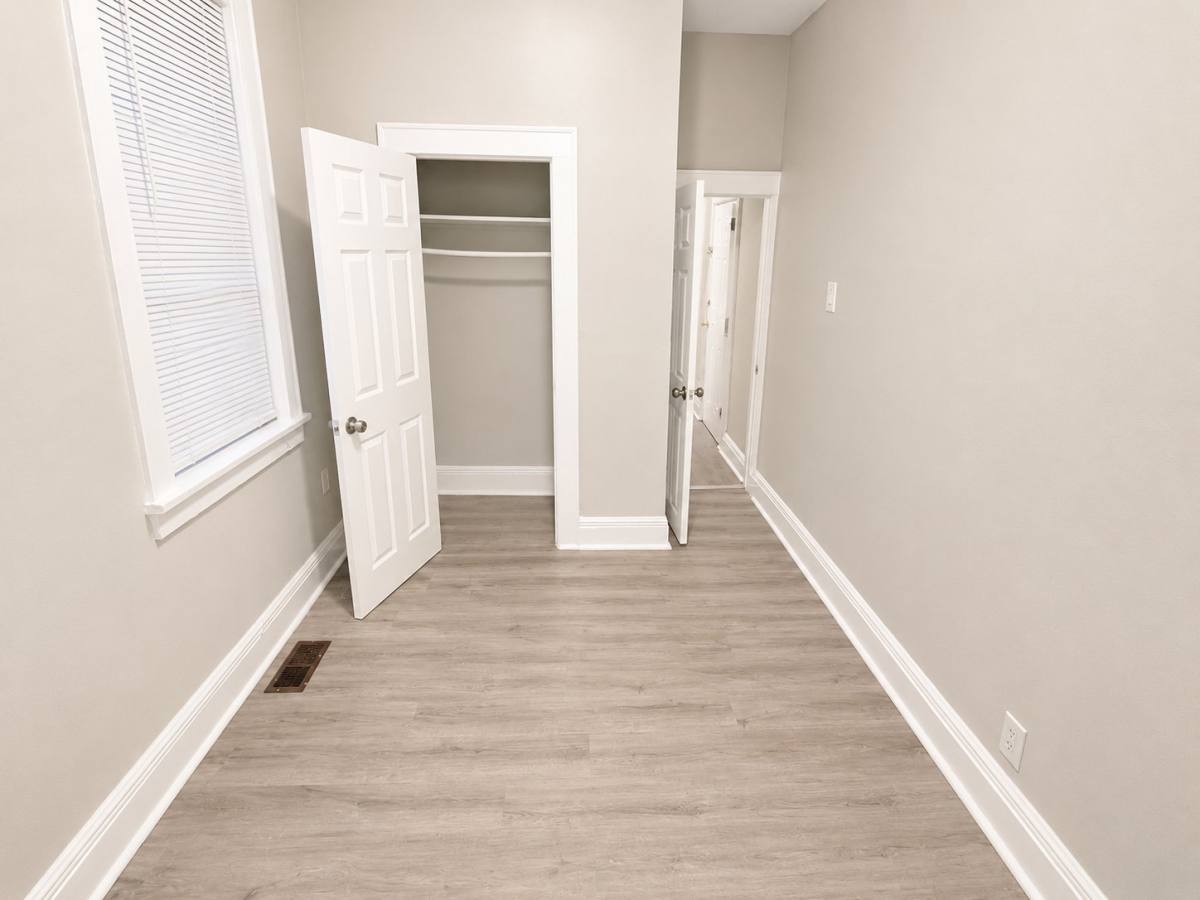 Apartment for rent at 35-37 Hanford St #1R, Newark, NJ 07114