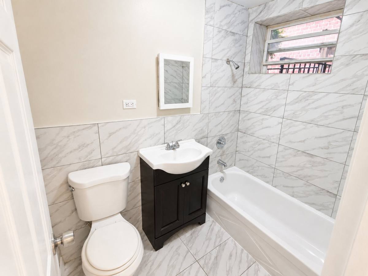 Apartment for rent at 111 Lincoln Ave #6A, Newark, NJ 07104