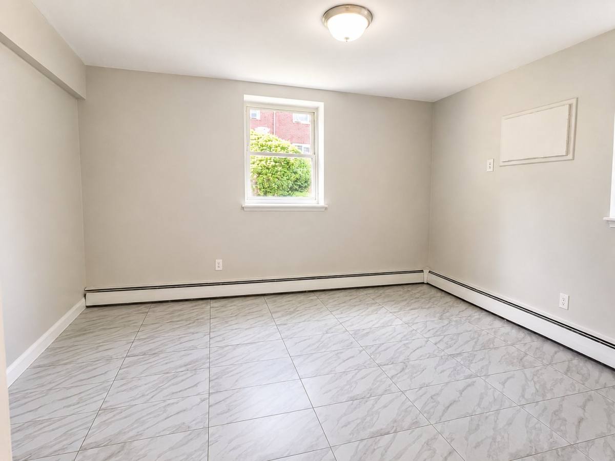 Apartment for rent at 111 Lincoln Ave #6A, Newark, NJ 07104