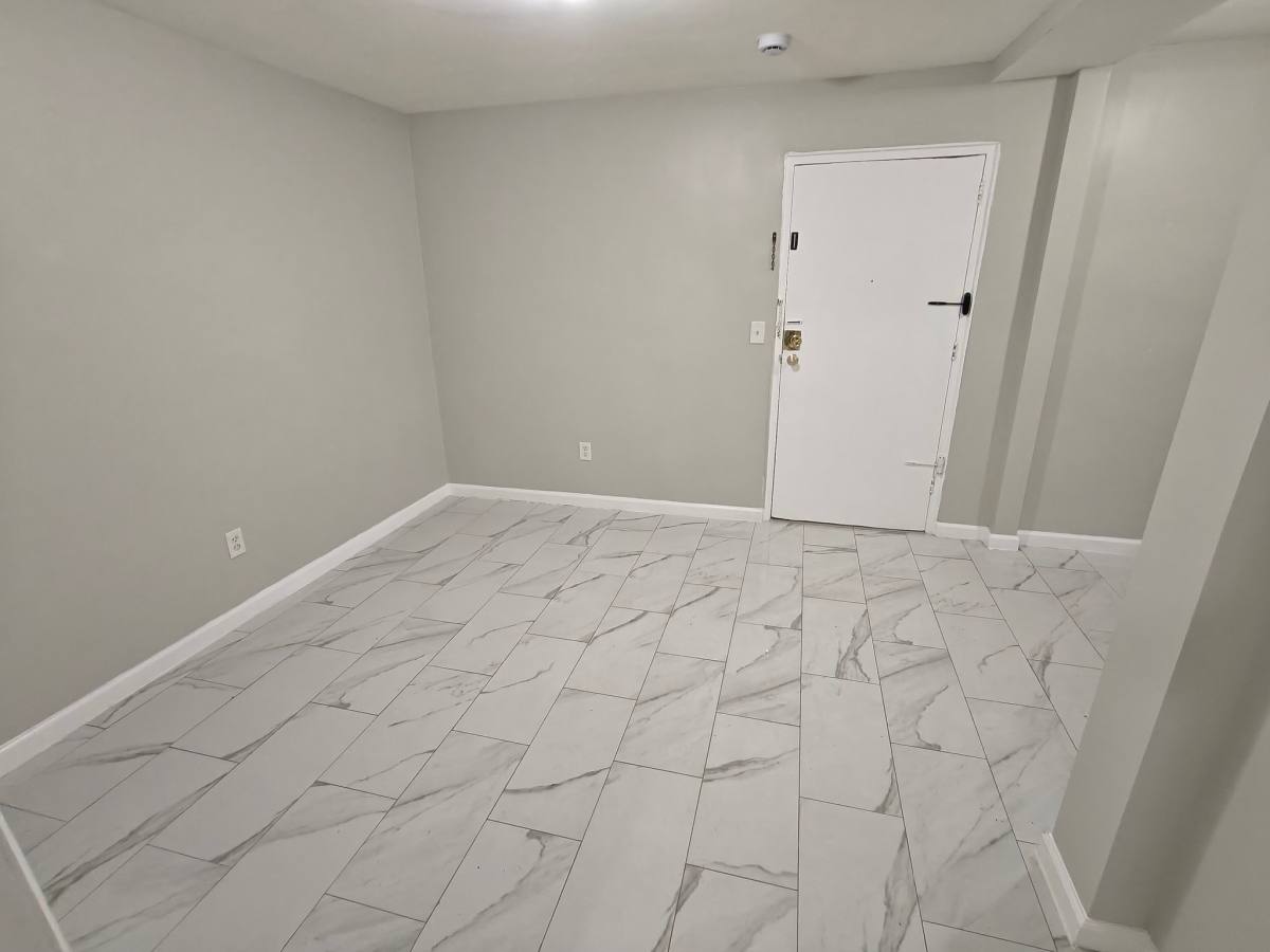 Apartment for rent at 48 Carteret St #5, Newark, NJ 07104