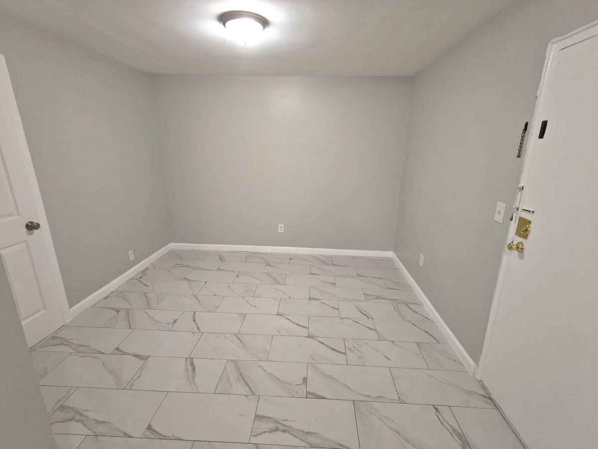 Apartment for rent at 48 Carteret St #5, Newark, NJ 07104