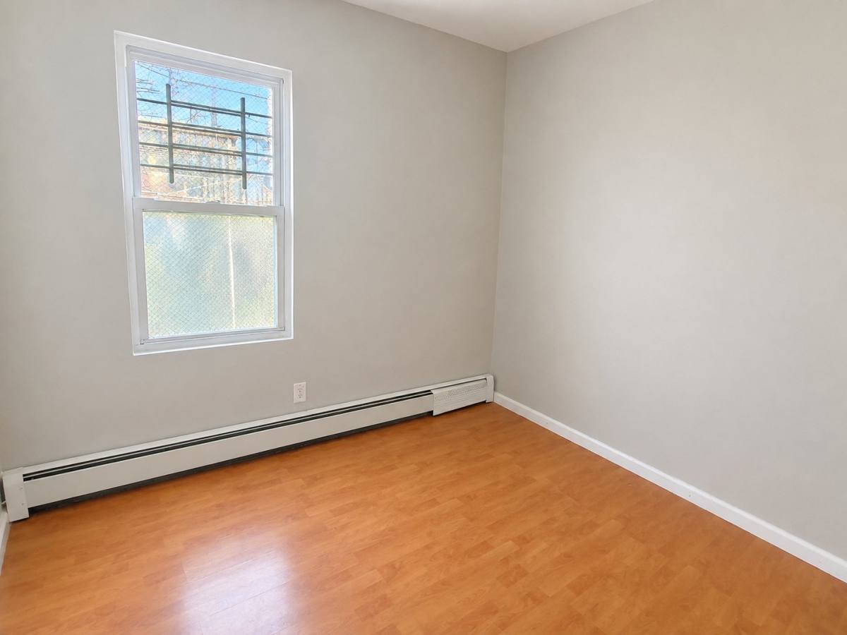 Apartment for rent at 607 N 7th St #3A, Newark, NJ 07107