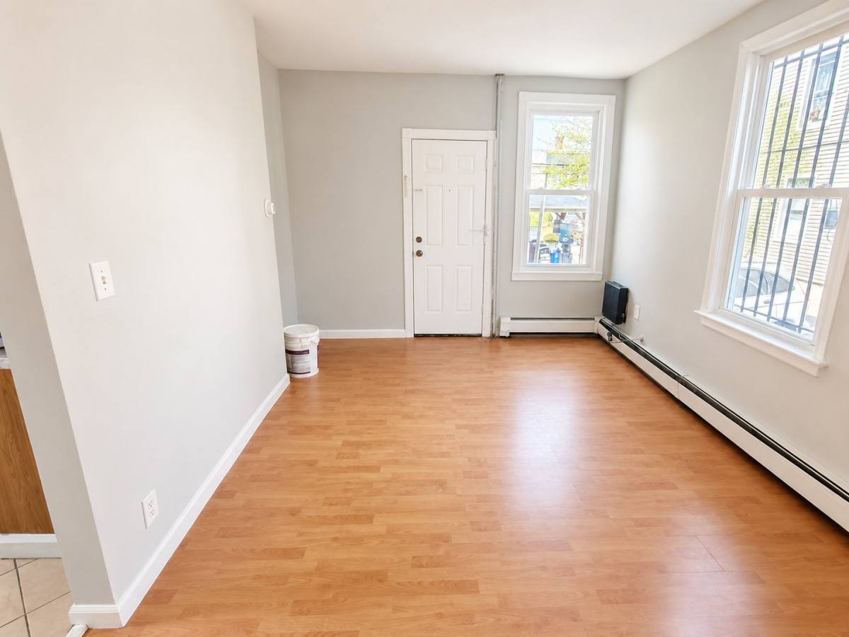 Apartment for rent at 607 N 7th St #3A, Newark, NJ 07107