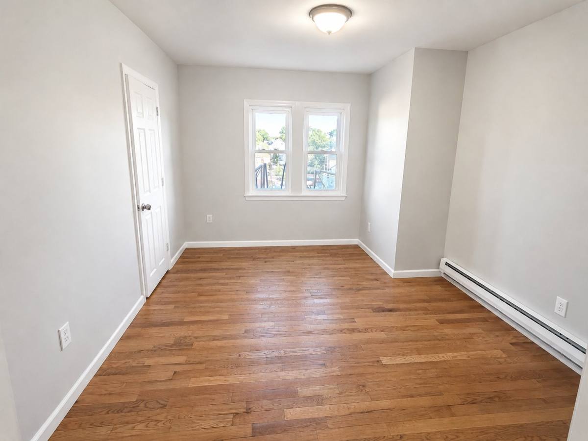 Apartment for rent at 86 Stuyvesant Ave #3, Newark, NJ 07106