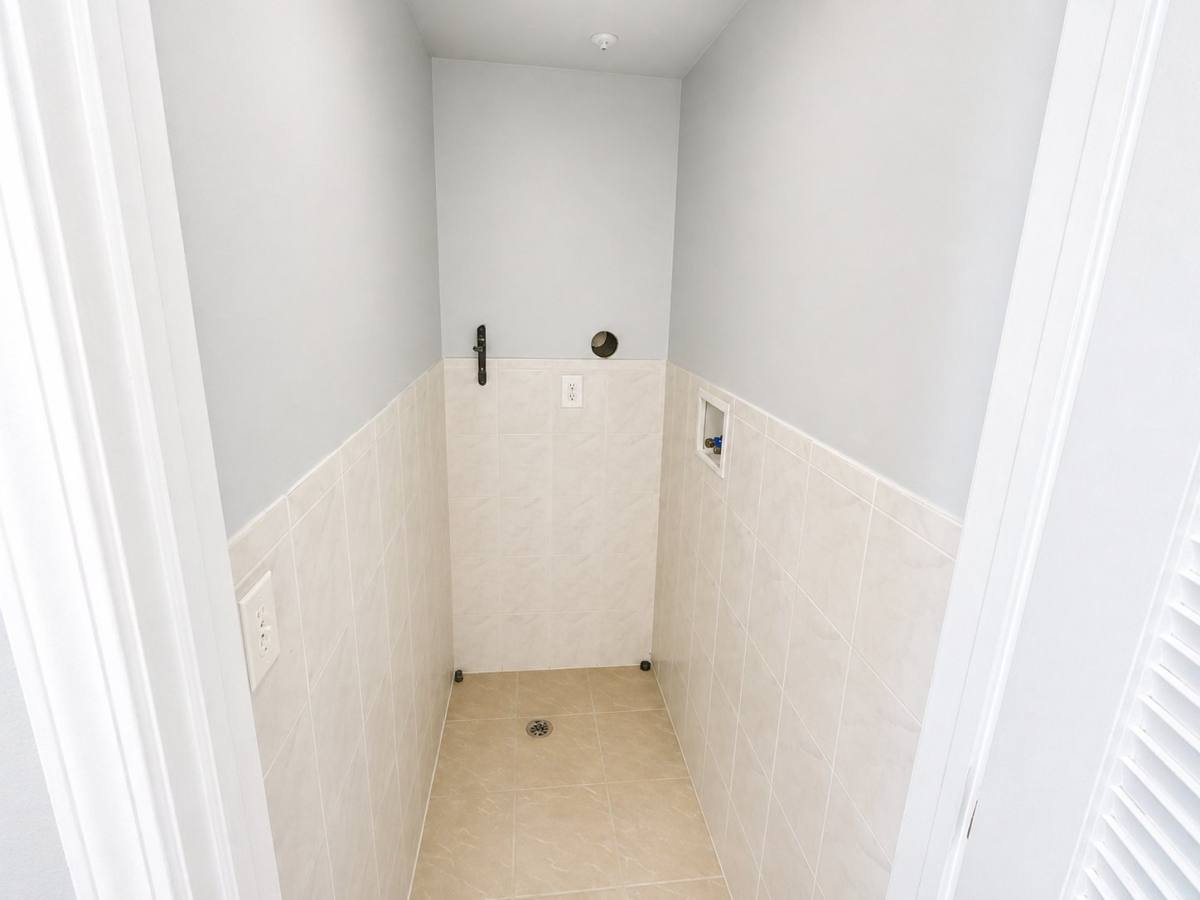 Apartment for rent at 531 S 18th St #2, Newark, NJ 07103
