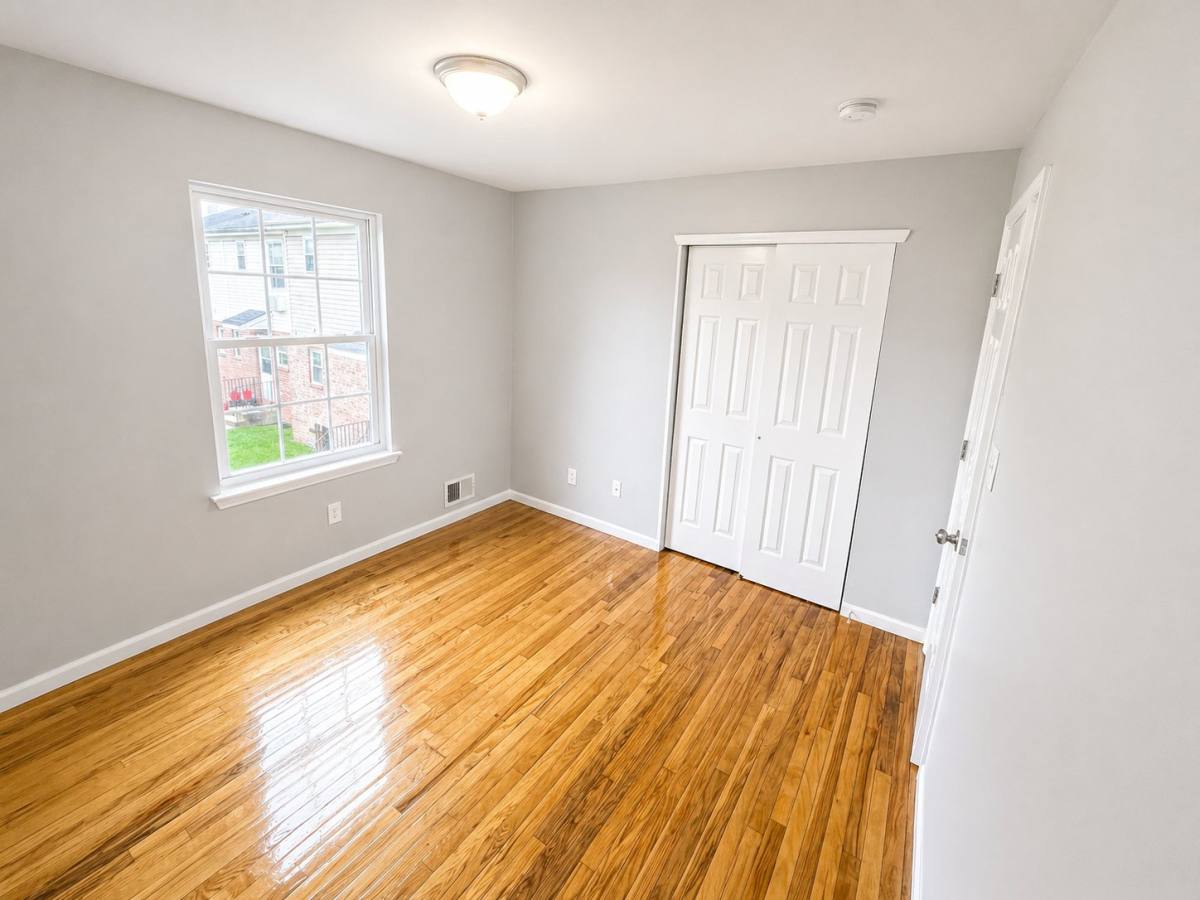 Apartment for rent at 531 S 18th St #2, Newark, NJ 07103