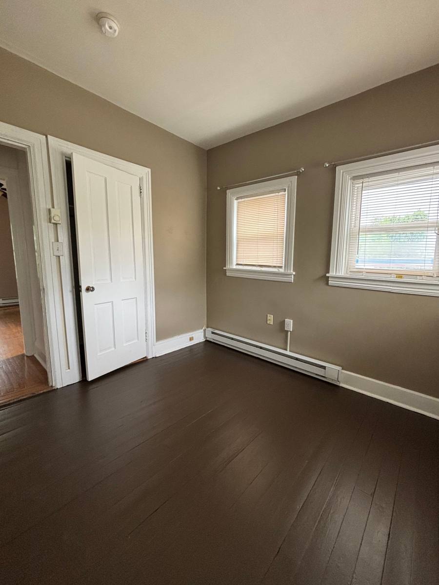 Townhouse for rent at 411 E Main St, Mechanicsburg, PA 17055