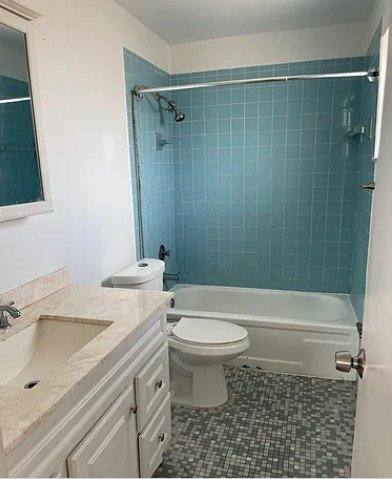 Apartment for rent at 6055 W 19 Ave #413, Hialeah, FL 33012