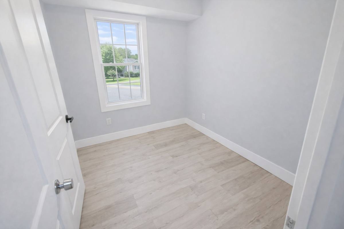 Apartment for rent at 745 S 18th St #1R, Newark, NJ 07103