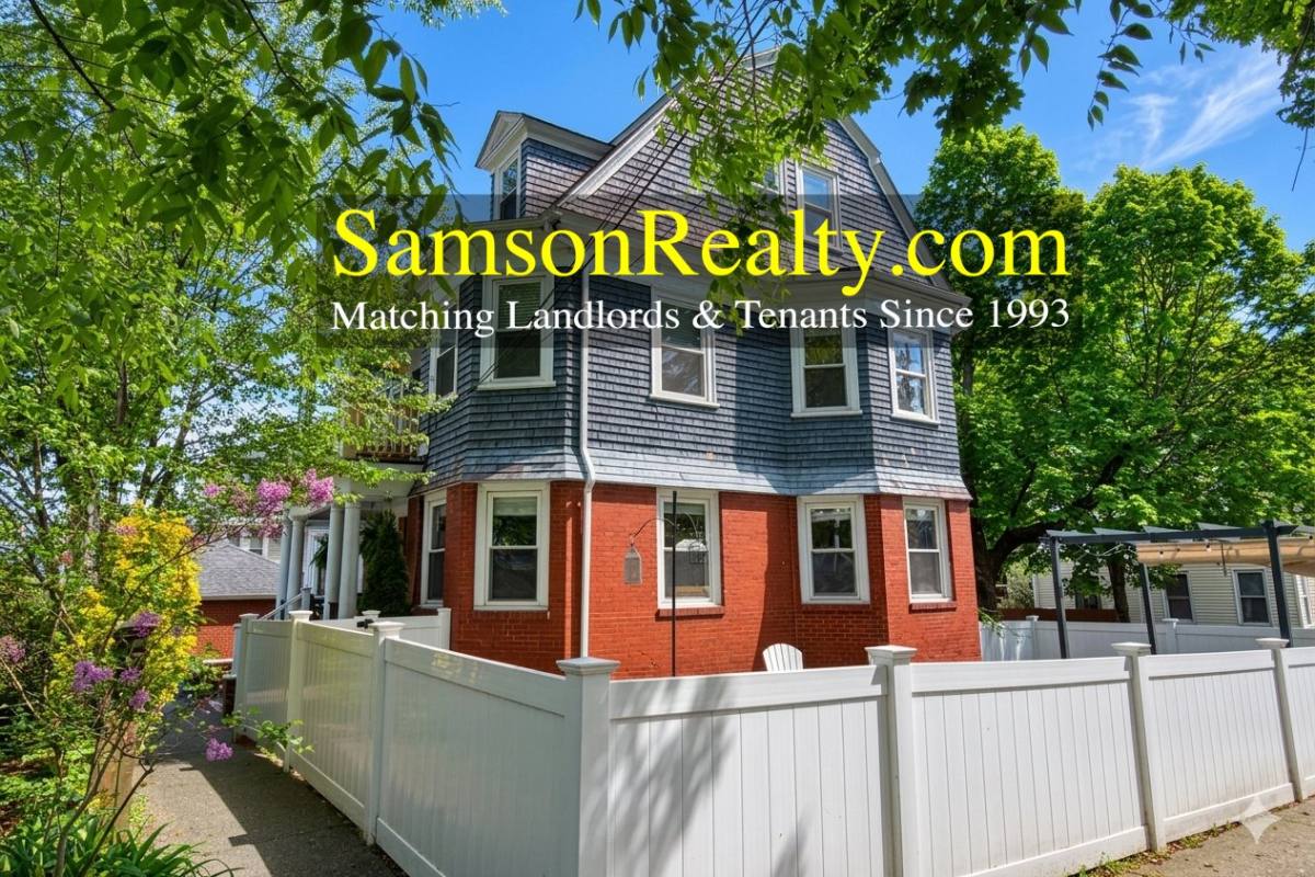 Townhouse for rent at 64 Forest #2, Providence, RI 02906