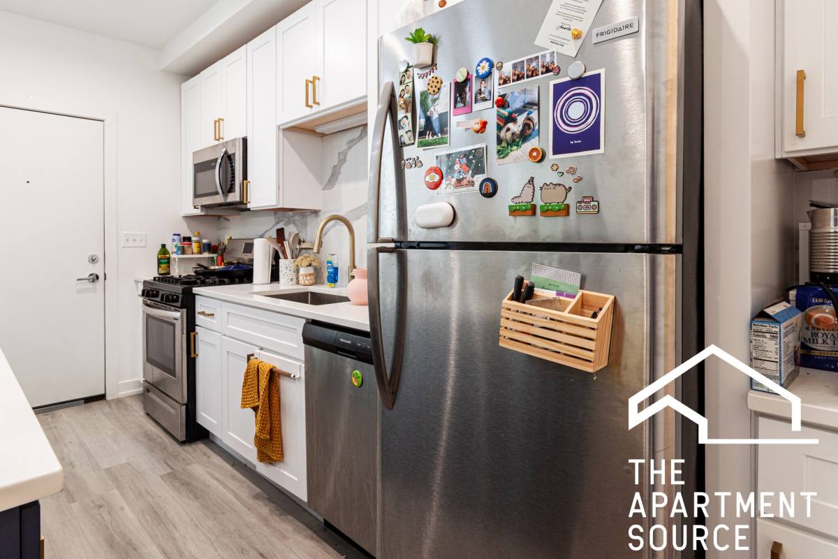 Apartment for rent at 4939 N Saint Louis #3N, Chicago, IL 60625