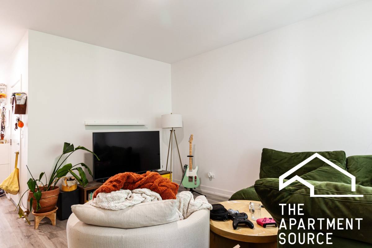Apartment for rent at 4939 N Saint Louis #3N, Chicago, IL 60625
