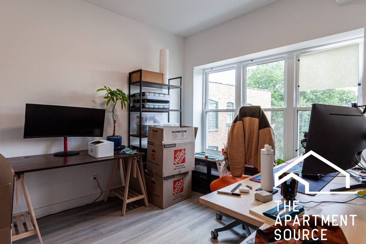 Apartment for rent at 4939 N Saint Louis #3N, Chicago, IL 60625