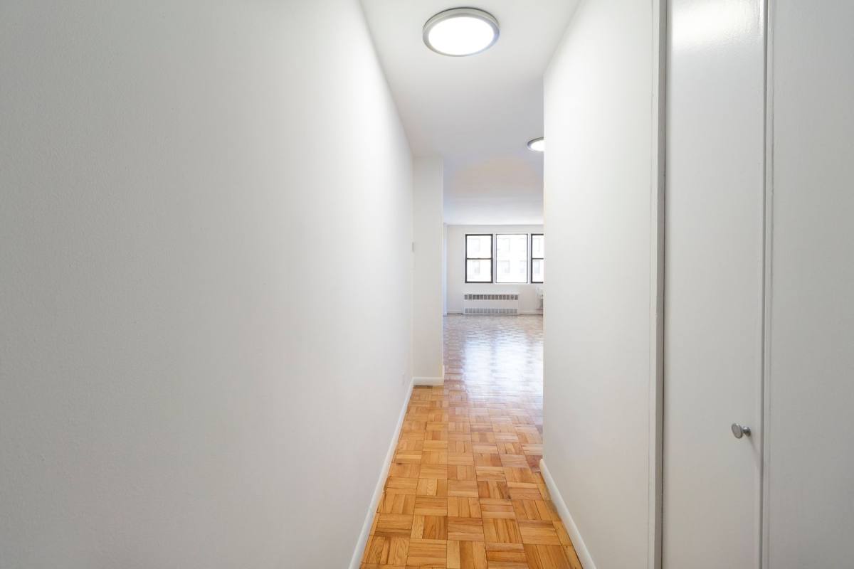 Apartment for rent at 150 E 18th St #14P, New York, NY 10003
