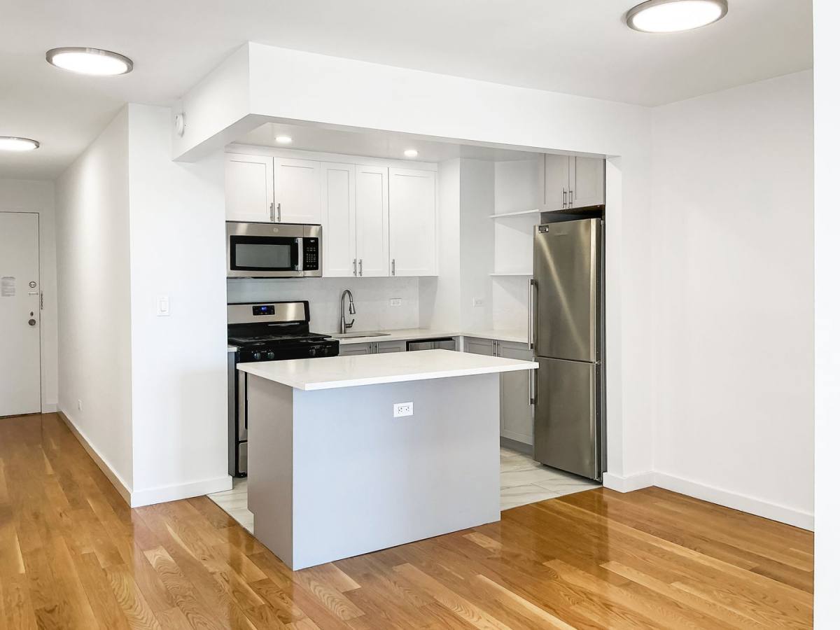 Apartment for rent at 150 E 18th St #14P, New York, NY 10003
