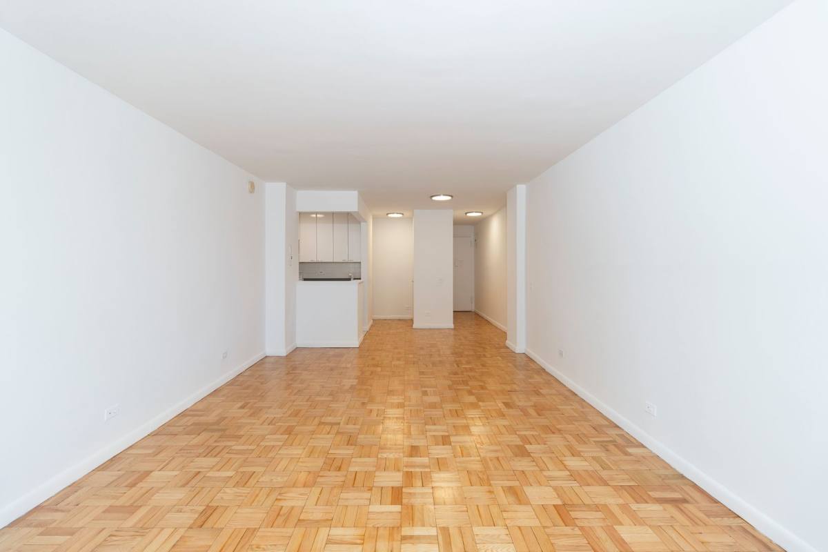 Apartment for rent at 150 E 18th St #14P, New York, NY 10003