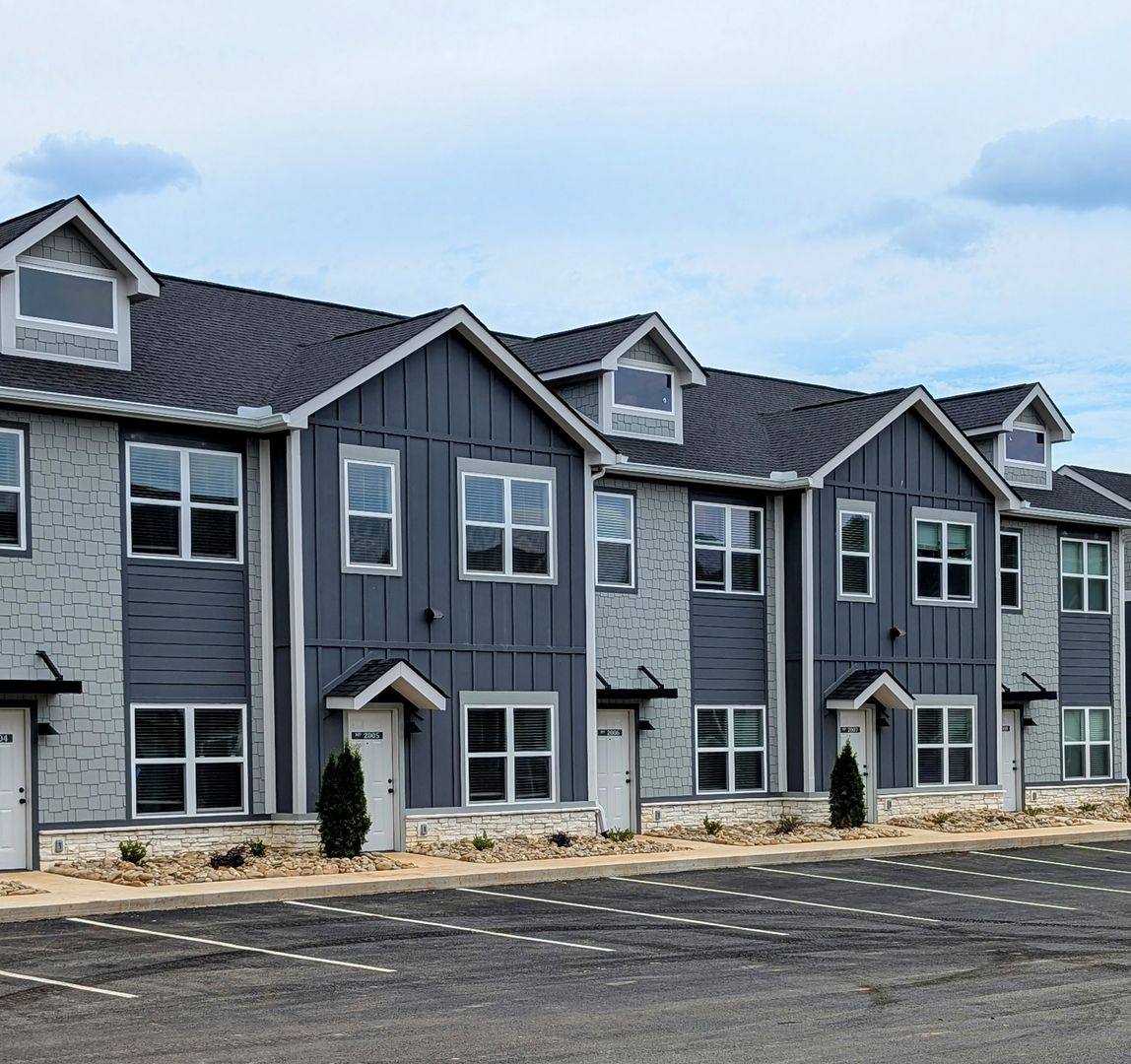 Apartment for rent at 365 W Dumplin Valley Rd, Kodak, TN 37764