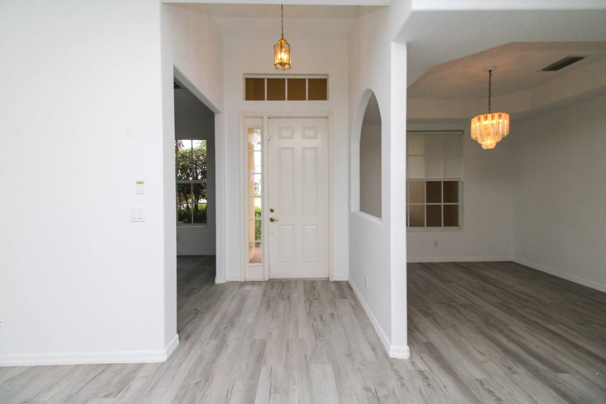 House for rent at 3927 Aurora Court, Naples, FL 34116