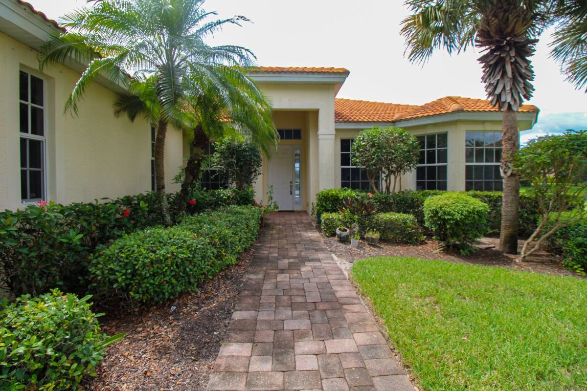 House for rent at 3927 Aurora Court, Naples, FL 34116