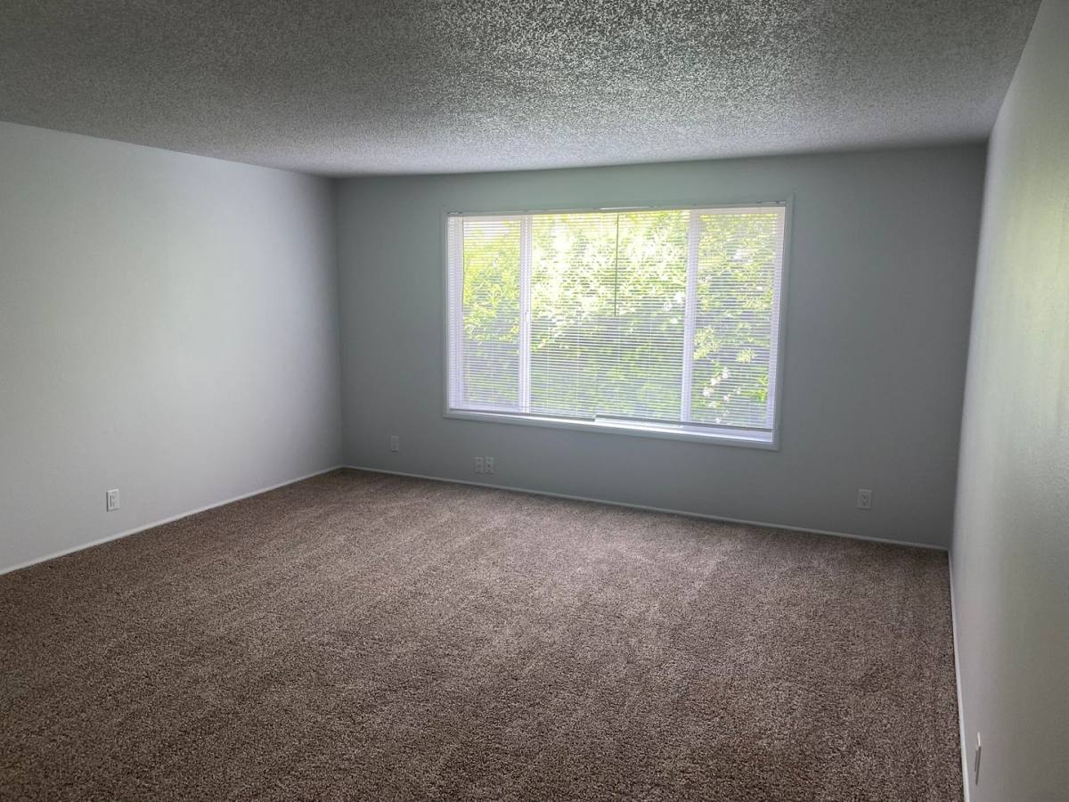 Apartment for rent at 531 W 11th Ave, Eugene, OR 97401