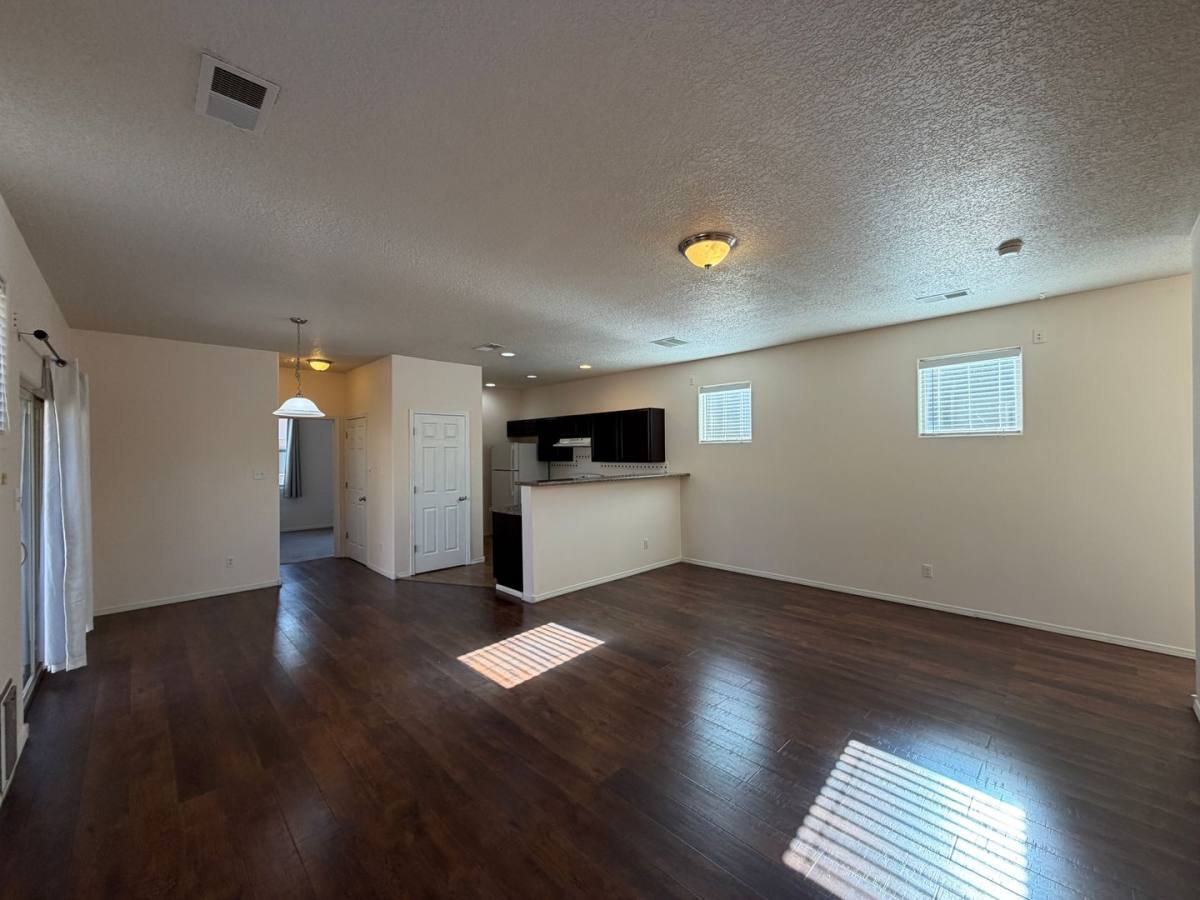 House for rent at 10649 Microlith Rd SW, Albuquerque, NM 87121