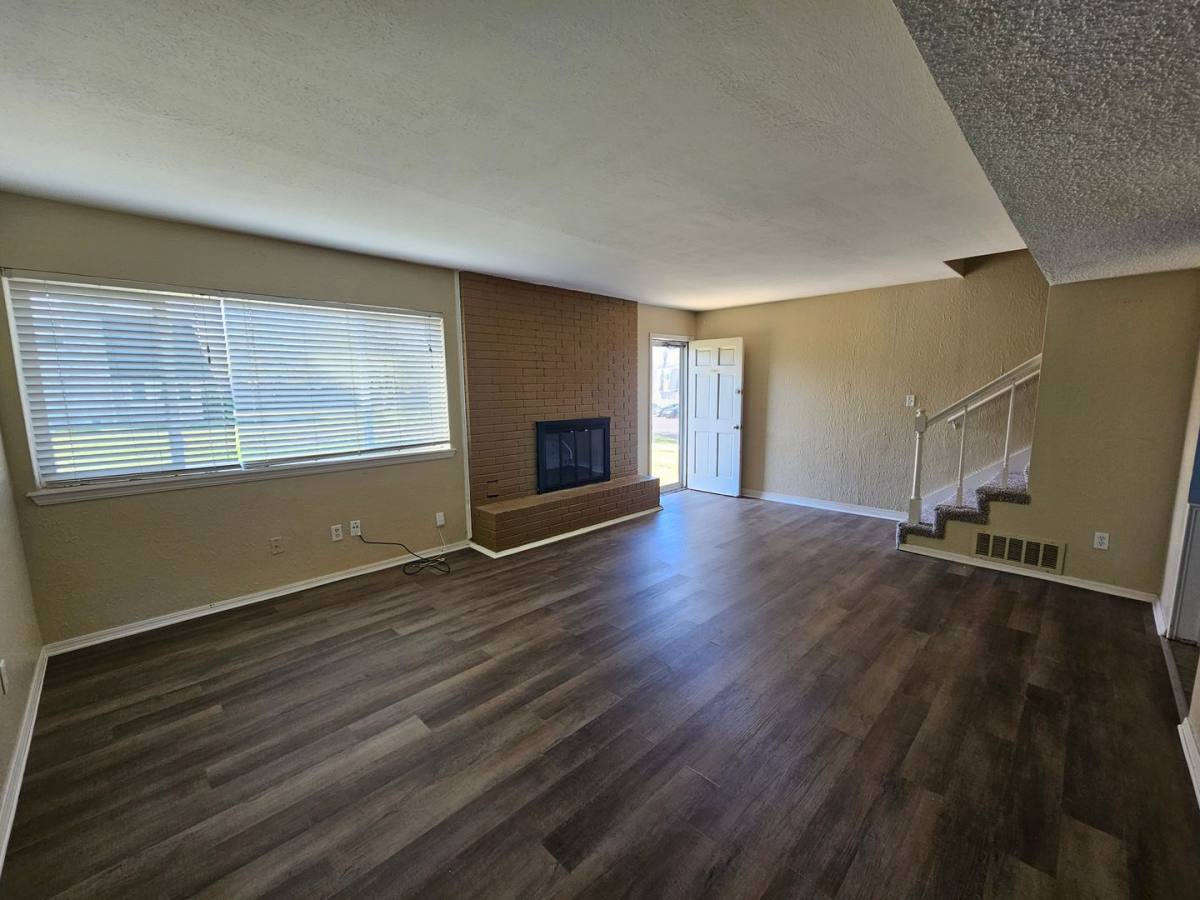Townhouse for rent at 1626 Glenn Bo Dr, Norman, OK 73071