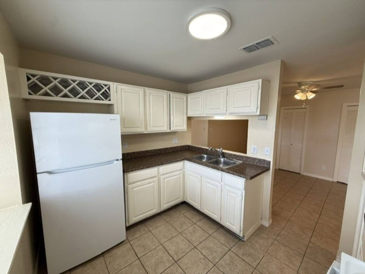 House for rent at 126 Atlanta Dr, Laredo, TX 78045
